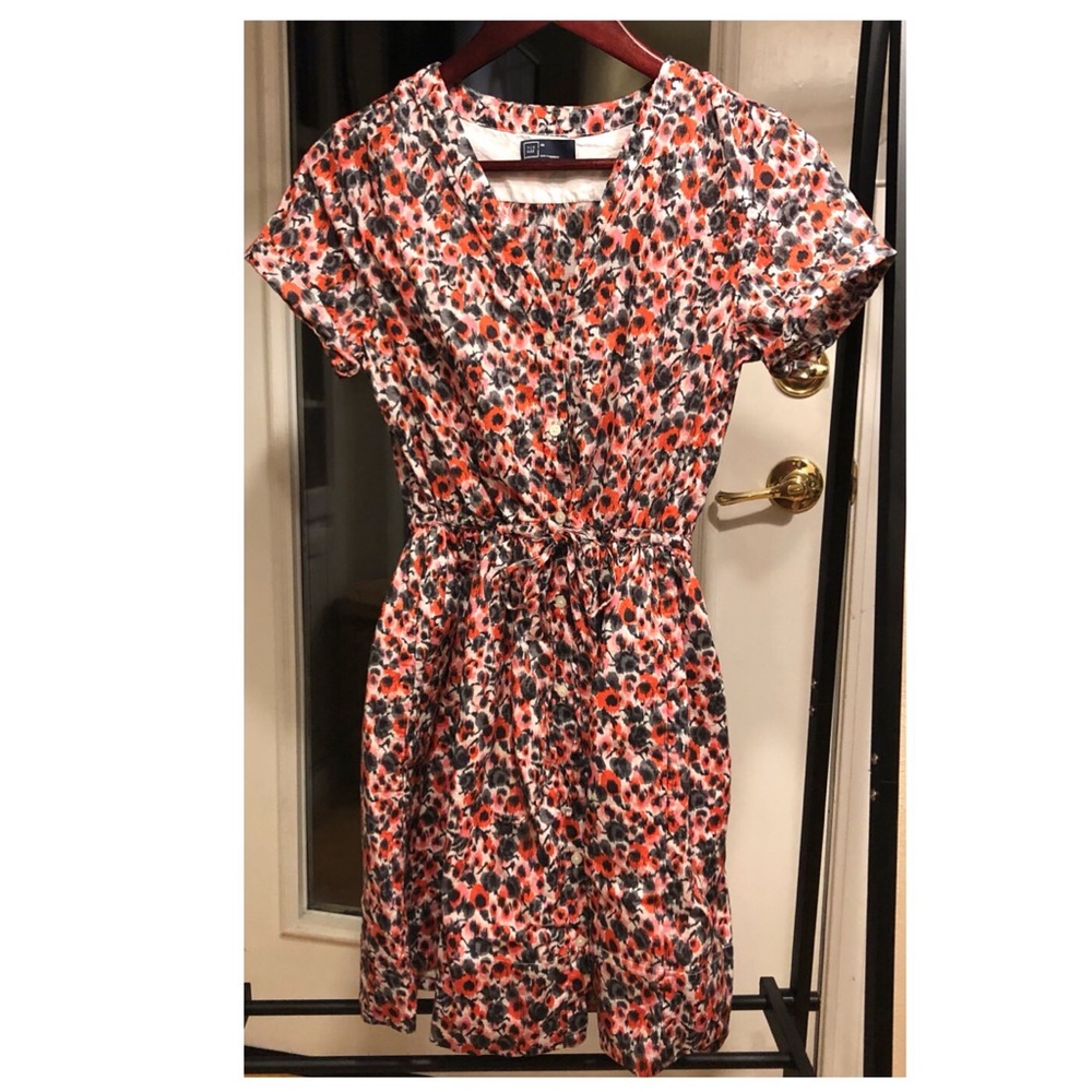 🌸Retro Flower Power🌸 GAP Grab & Go Dress!